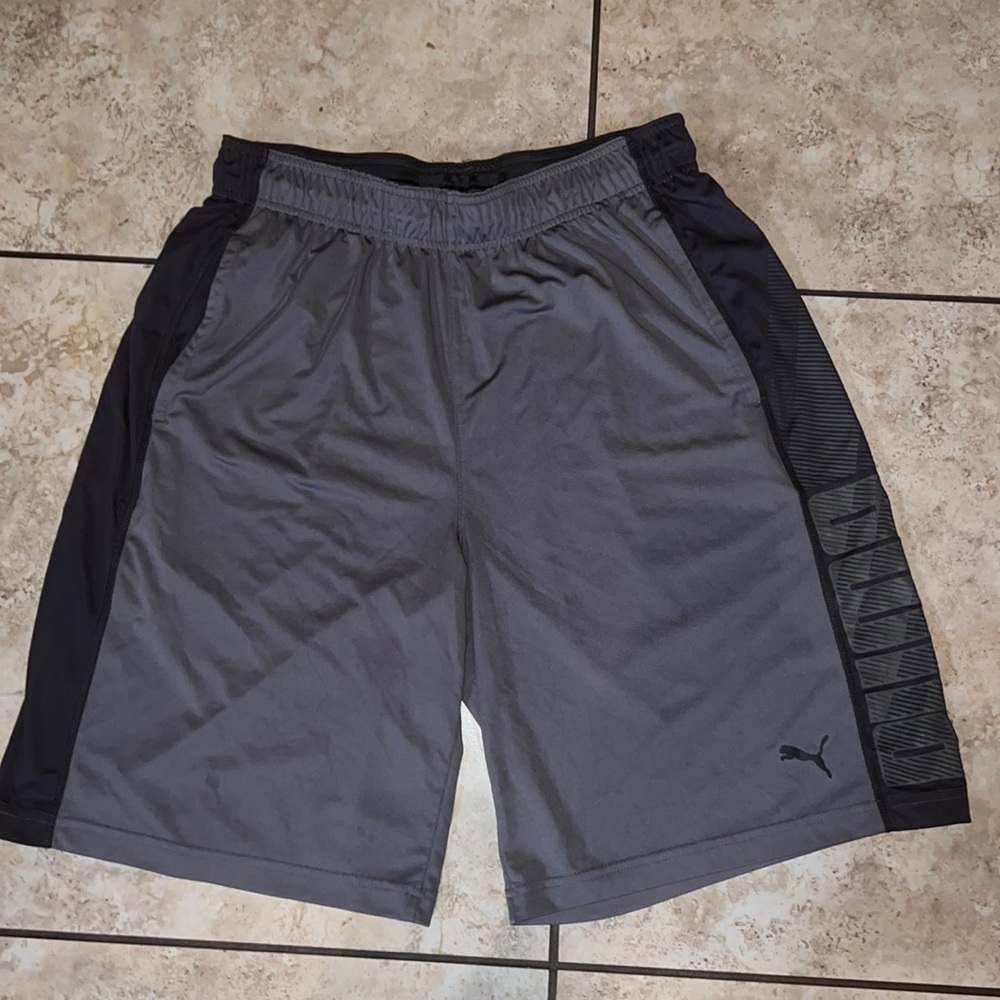 Puma men’s shorts, size XL